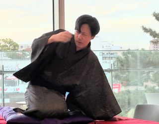 経営学部同窓会　落語会及び忘年会　開催